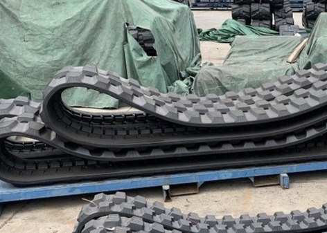 Cina Escavatore di gomma naturale d'acciaio Undercarriage Parts della pista del cingolo fornitore