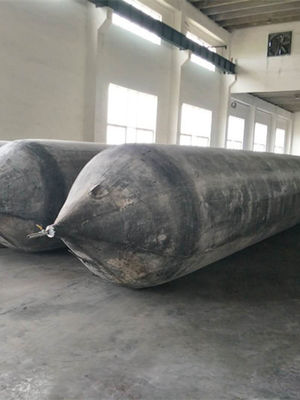 Cina Marine Pneumatic Rubber Dock Fender per lanciare fornitore