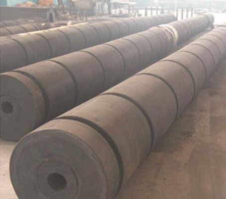 Parabordi in gomma per rimorchiatori marini: prestazioni elevate e facile installazione con opzioni di montaggio a catena e cinghie fornitore