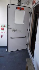 Porta impermeabile marina con opzioni per profili a raggio quadrato o semicircolare fornitore