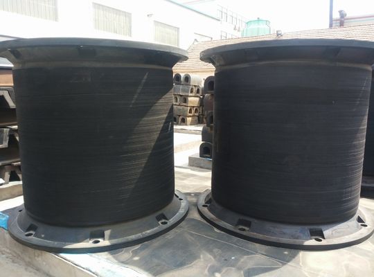 Applicazione marina del parabordi in gomma di tipo Super Cell con lunga durata e compressione a bassa inclinazione per la protezione portuale fornitore