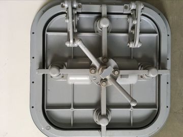 Tipo incluso covata resistente agli agenti atmosferici di alluminio della nave della covata del marinaio marino della copertura fornitore