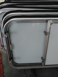 Finestre marittime rettangolari a bullone / saldate personalizzate / finestre in lega di alluminio per navi marine fornitore