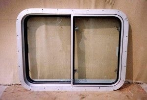 Finestre marittime rettangolari a bullone / saldate personalizzate / finestre in lega di alluminio per navi marine fornitore